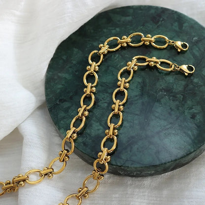 OVALY CHAIN BRACELET