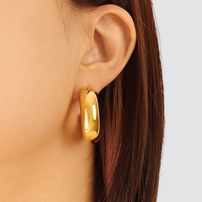 U CHUNKY HOOPS EARRINGS