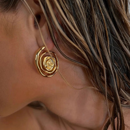 SWIRLY EARRINGS