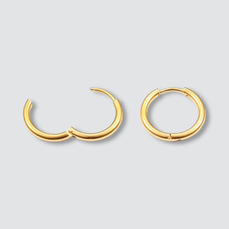 CLASSIC HOOPS EARRINGS - FLERA STORLEKAR